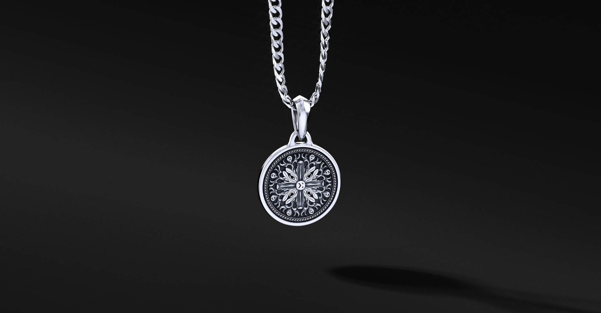 Medalik z Jezusem  I ENIGMA Jubiler