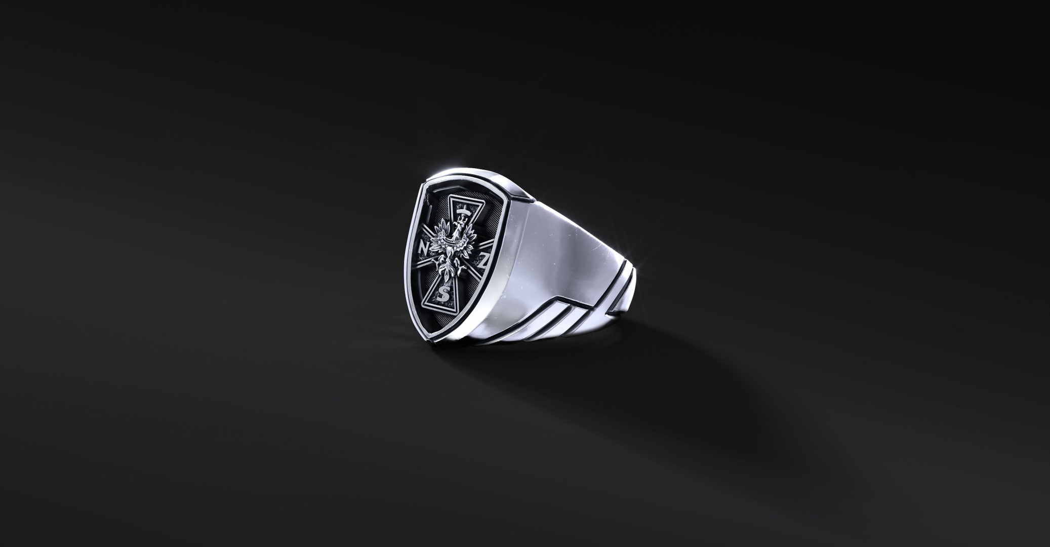 IRON FALCON - sygnet od Enigma Jubiler, symbol siły i nowoczesności