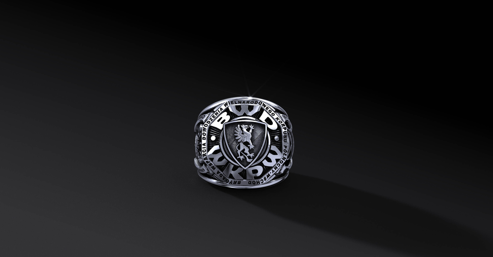 Pierścień Brygady Wsparcia Dowodzenia Wielonarodowego Korpusu Płn-Wsch