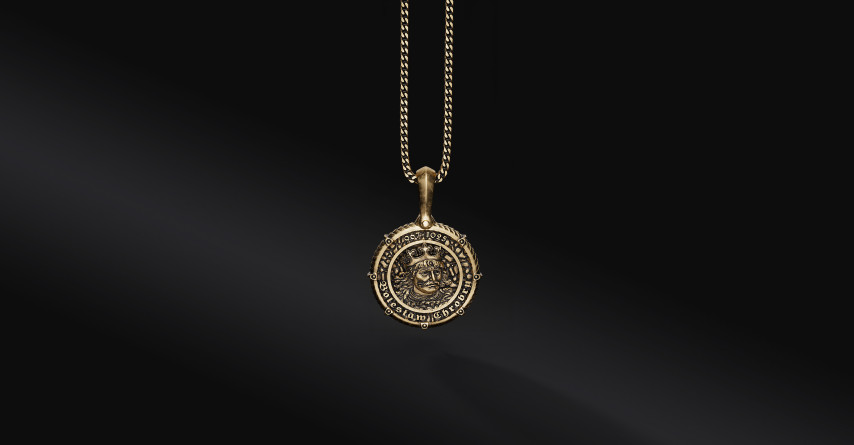 Medalion Bolesława Chrobrego – złocony brąz, łańcuszek stalowy | Korona Tysiąclecia
