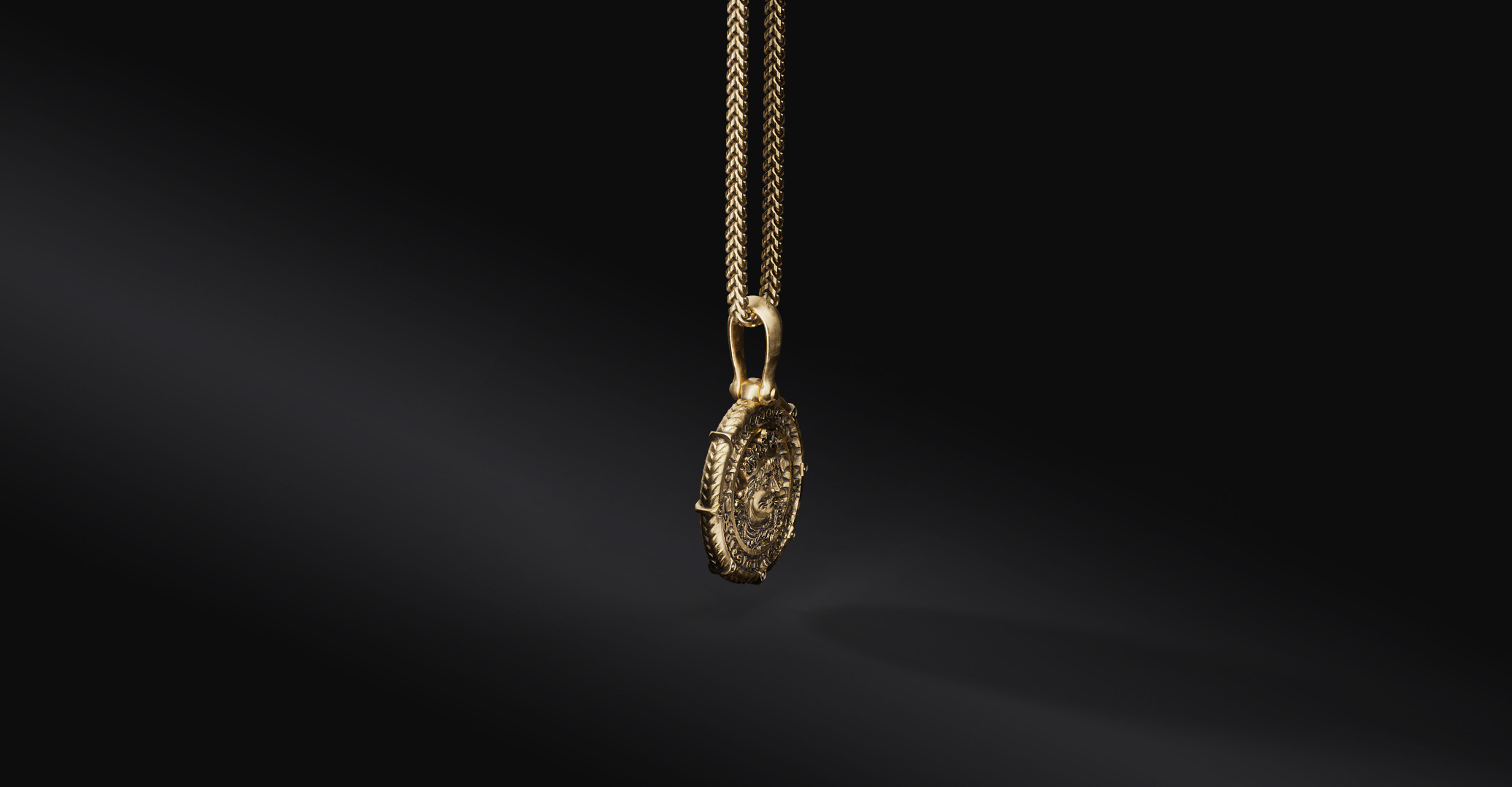 Medalion Bolesława Chrobrego – złocony brąz, łańcuszek stalowy | Korona Tysiąclecia