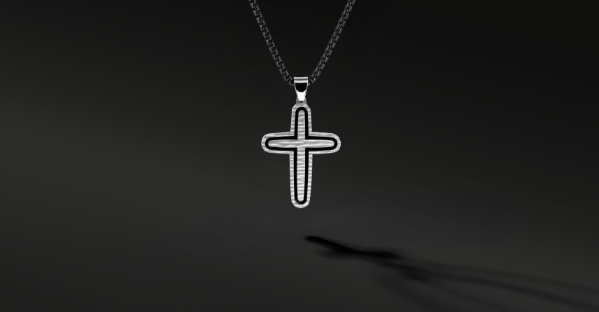 Krzyżyk „Axis” Black – stal szlachetna z łańcuszkiem