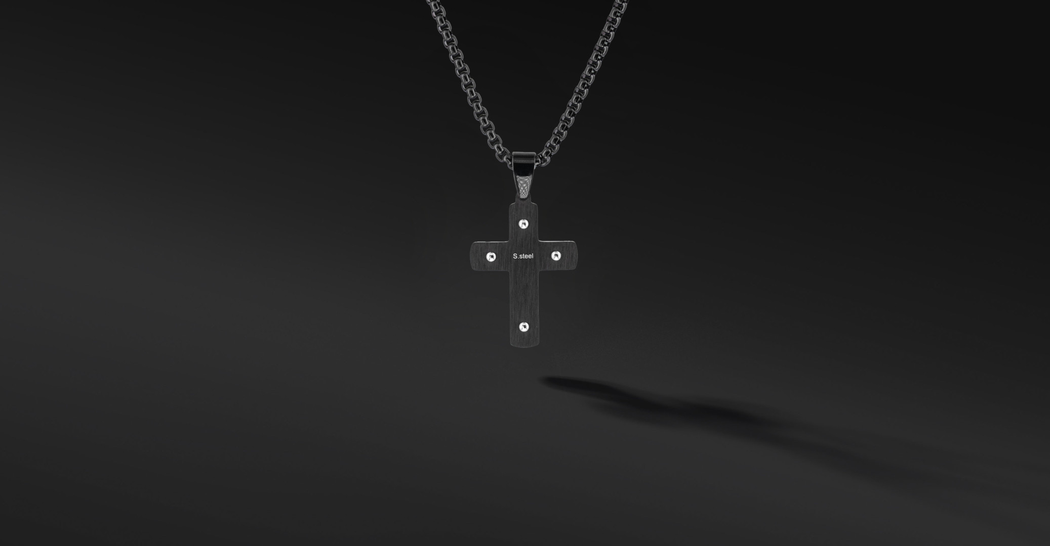Krzyżyk „Rivet” – stal szlachetna Black & Rose z łańcuszkiem Krzyżyk „Rivet” – stal szlachetna Black & Rose z łańcuszkiem