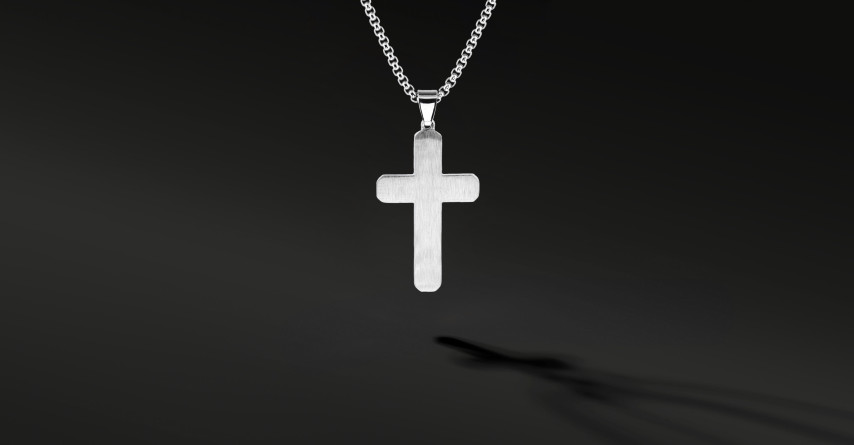 Krzyżyk „Frostline” Silver – stal szlachetna z łańcuszkiem